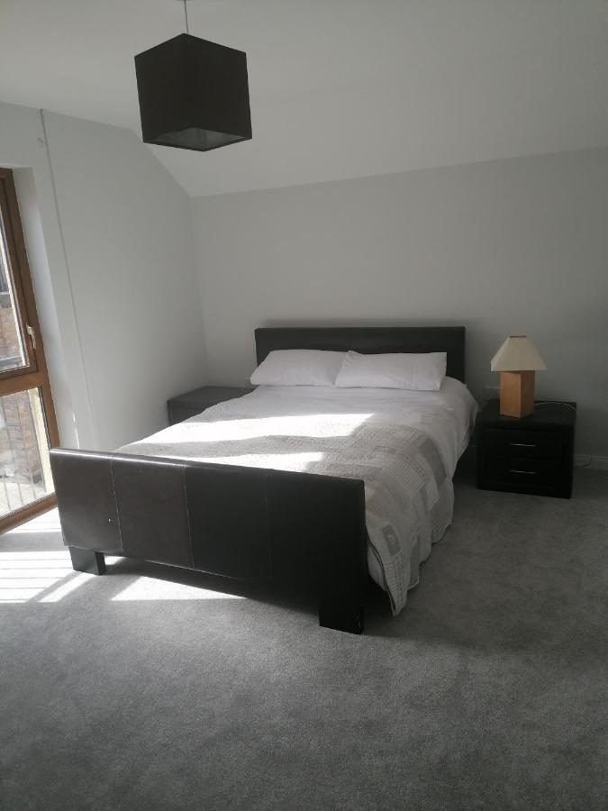 4 Clifden Court Appartement Buitenkant foto
